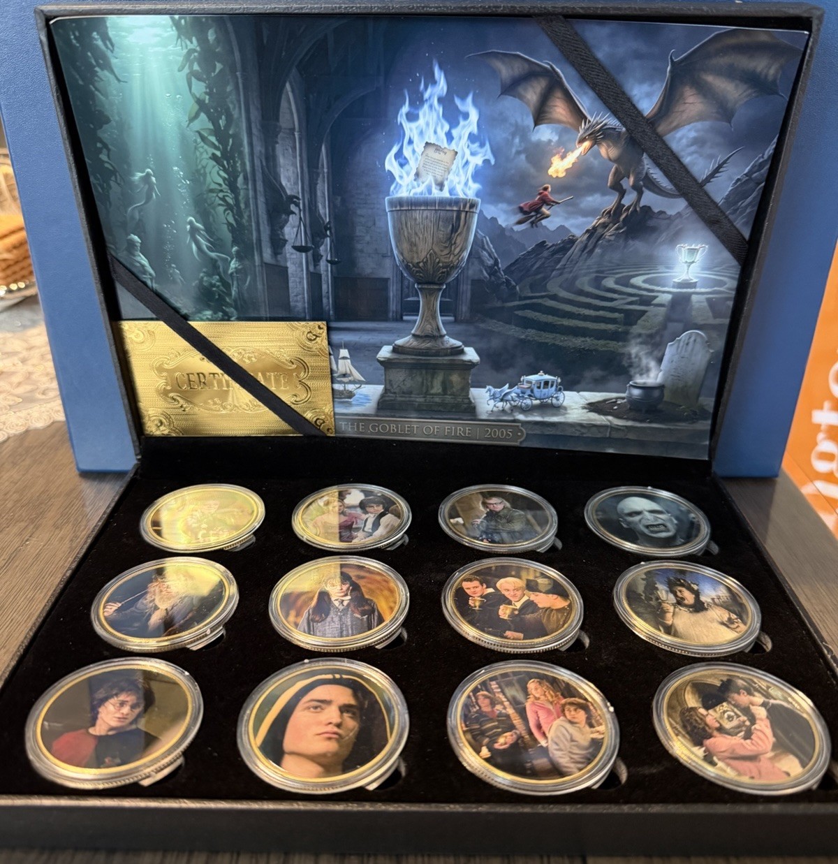 HARRY POTTER  Gold PLATED  COIN 12 Piece Set