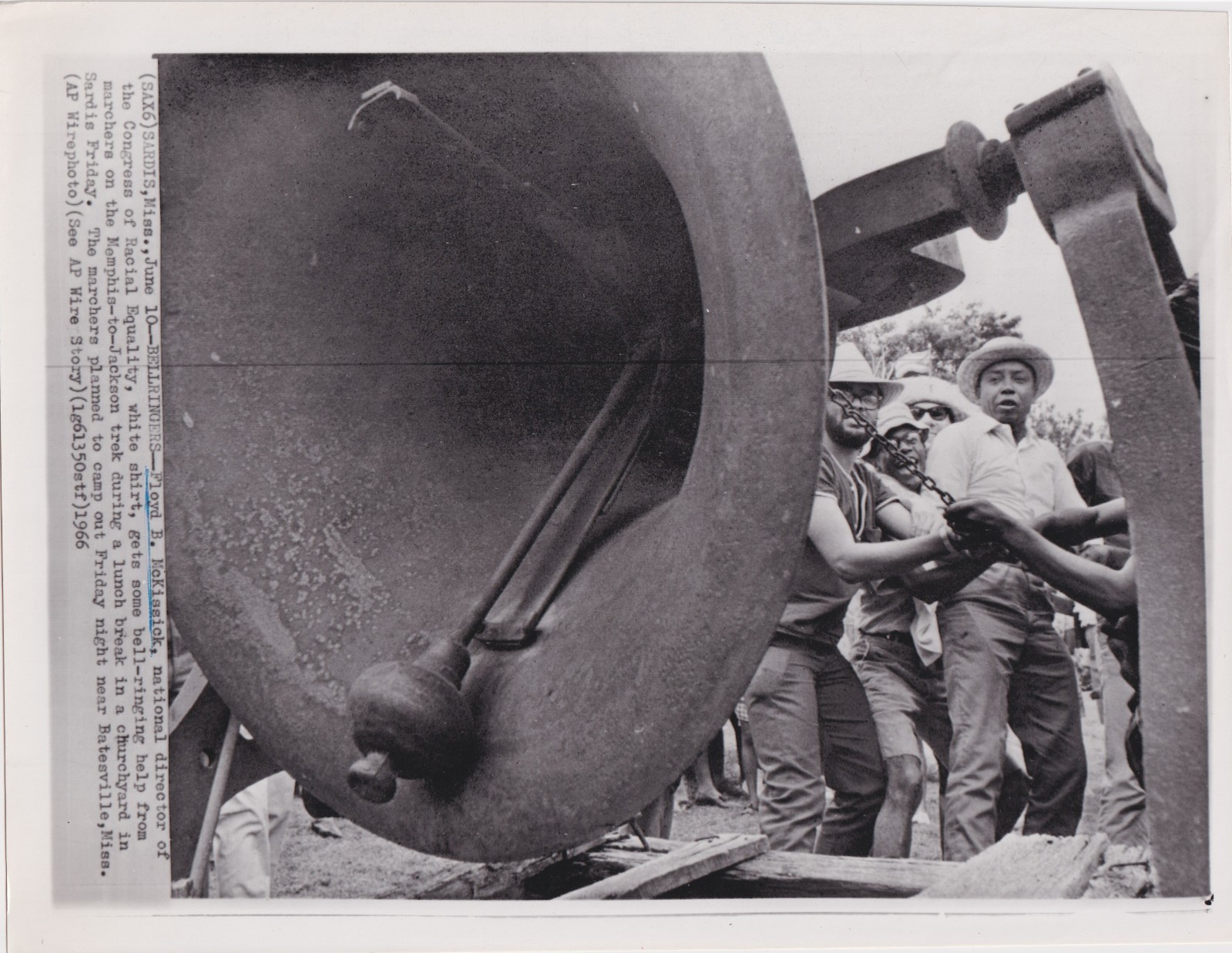 CORE Marchers Ring Bell SARDIS MS MEMPHIS-JACKSON CIVIL RIGHT VINTAGE 1966 photo