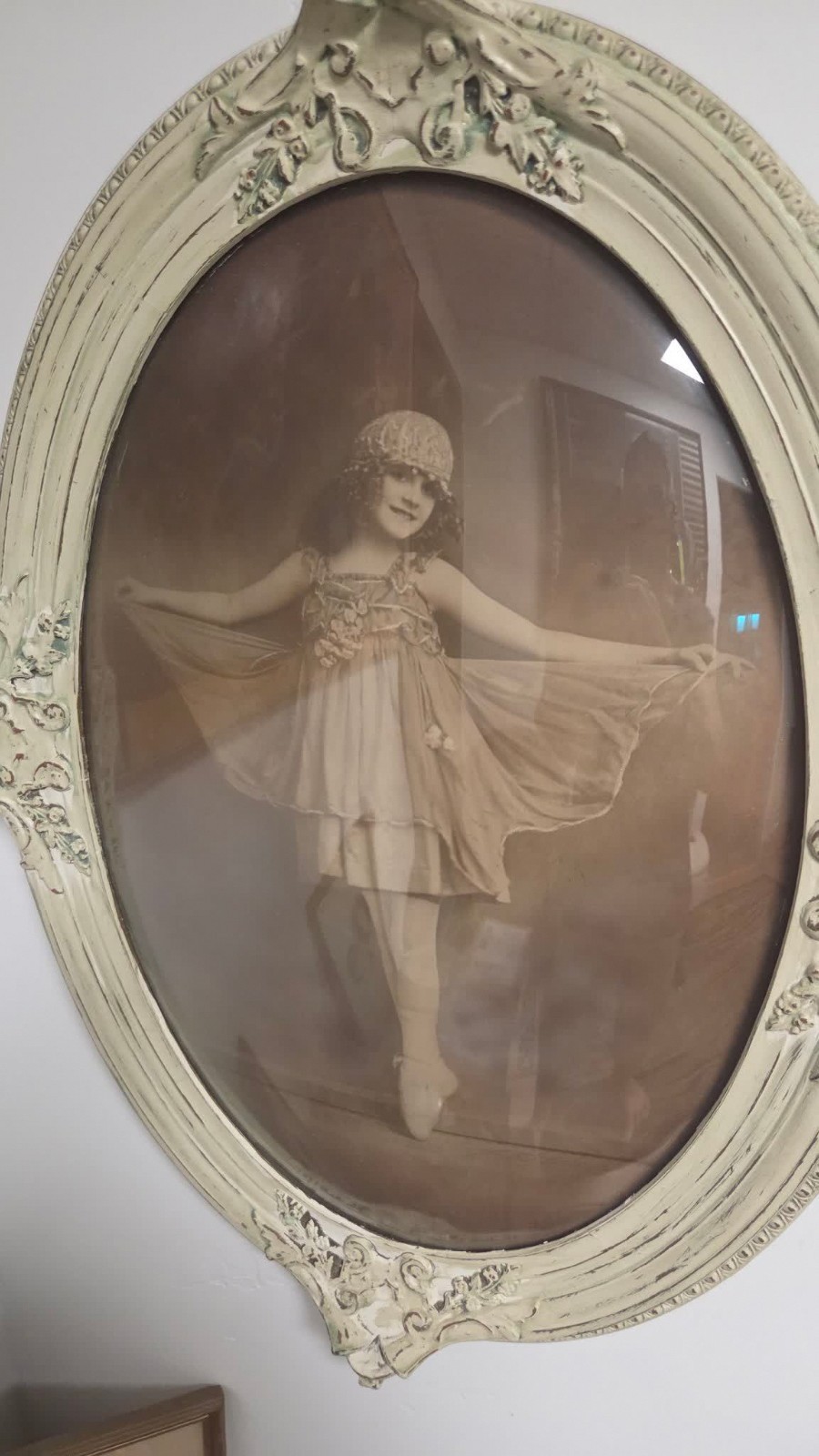 Antique 1920s Ballerina Photo Ornate Oval Frame Original Bubble Glass Sepia Port Antique 1920s Ballerina Photo Ornate Oval Frame Original Bubble Glass Sepia Port