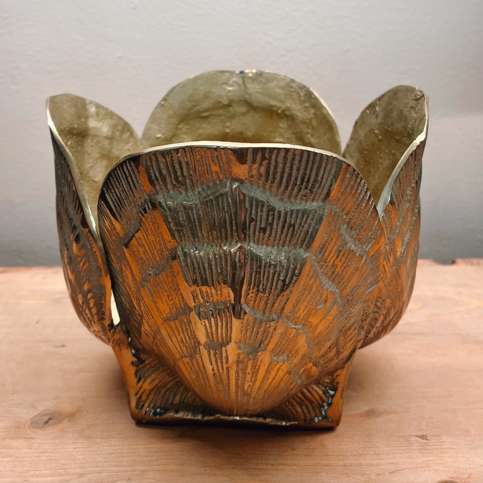 Heavy Brass Clam Shell MCM Hollywood Regency Planter