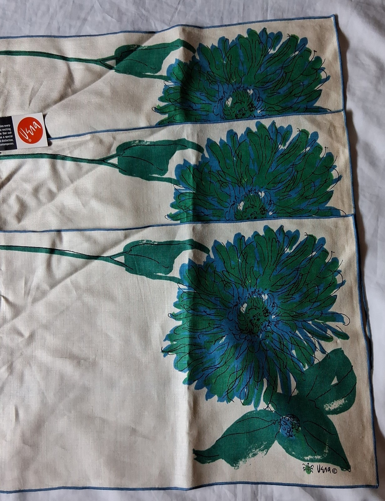 VINTAGE VERA NEUMAN Floral LINEN NAPKINS - 16\ VINTAGE VERA NEUMAN Floral LINEN NAPKINS - 16\