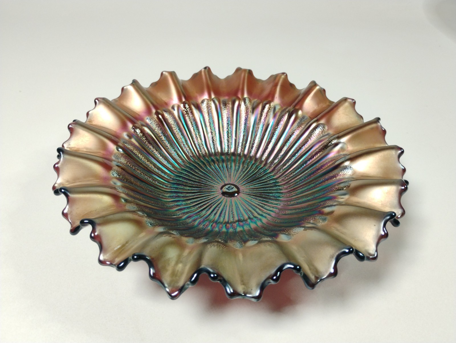 Northwood Carnival Glass Bowl Stippled Rays Amethyst 9” Ruffled Edge Antique