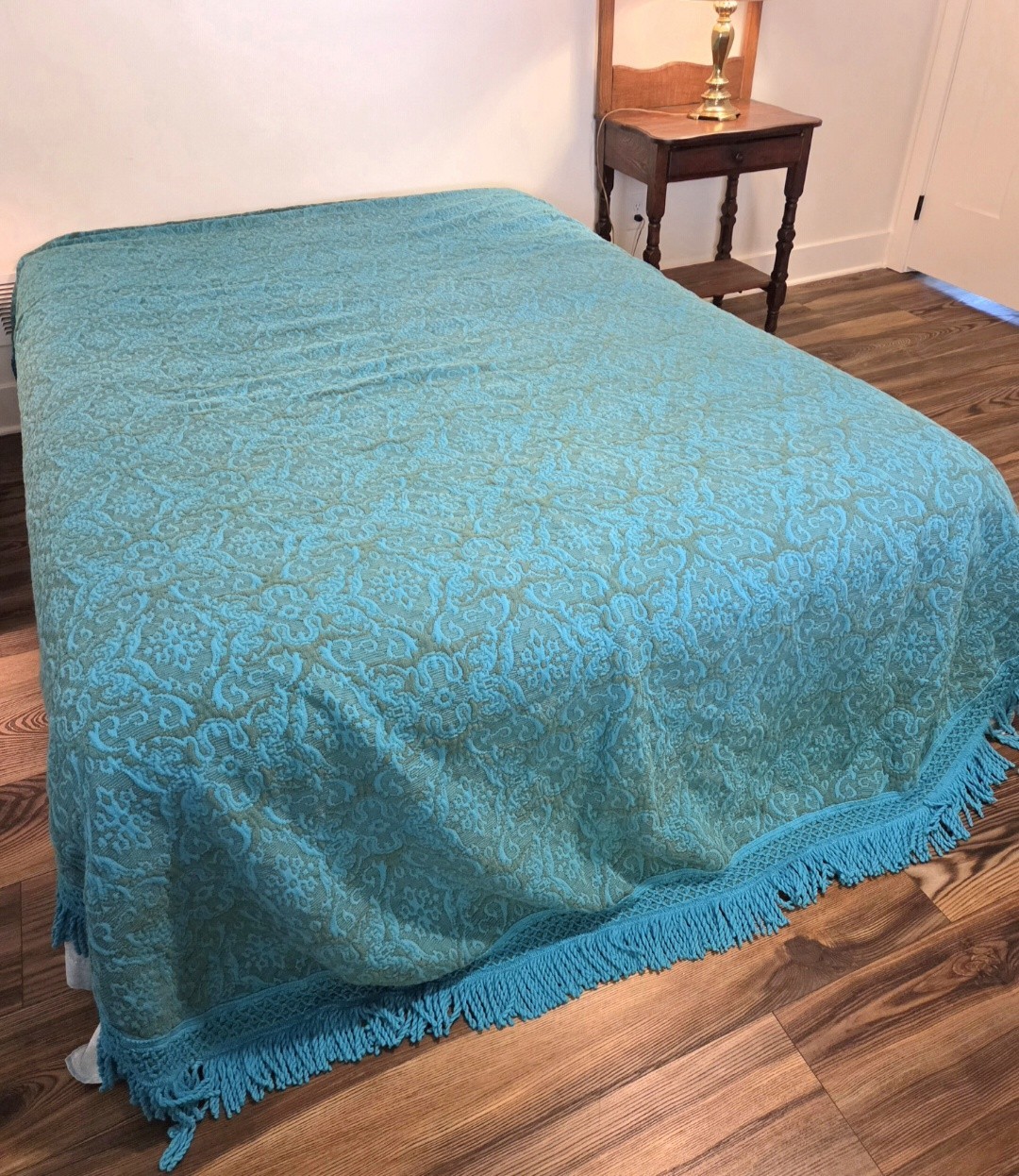 Vintage Cannon Woven Jacquard Coverlet Bedspread 84\
