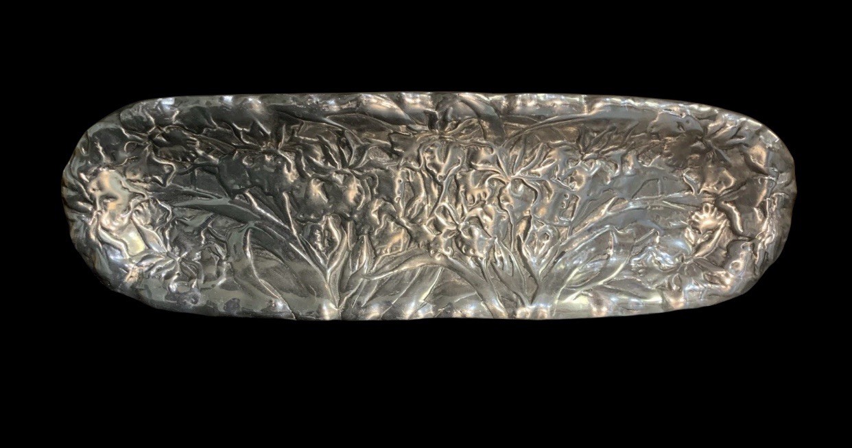 Vintage Arthur Court 1989 Aluminum Iris Flower Oblong Serving Tray 17.5” 7005