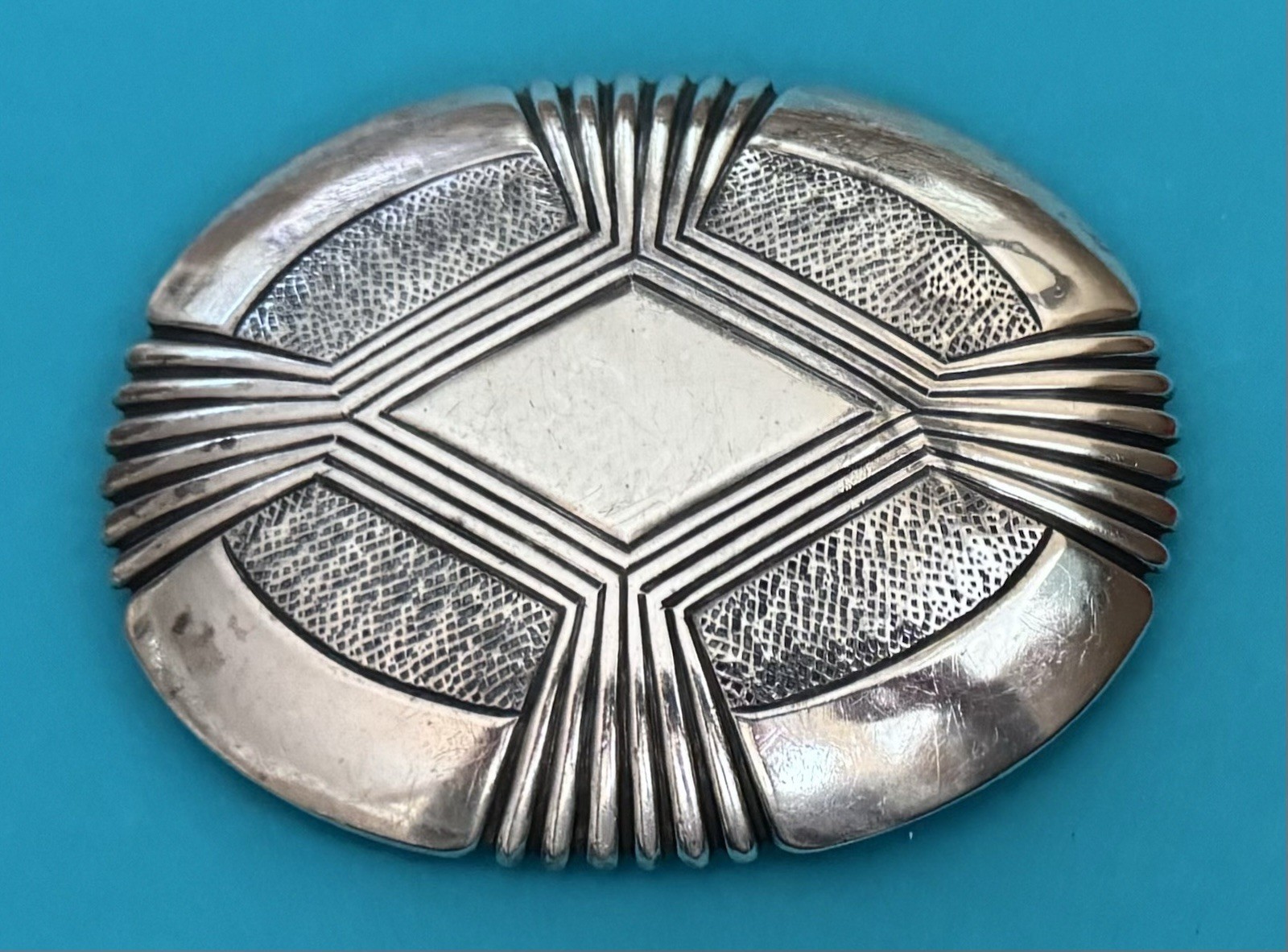 VTG Large Dome Handcrafted Native American Unbranded Sterling Silver Belt Buckle