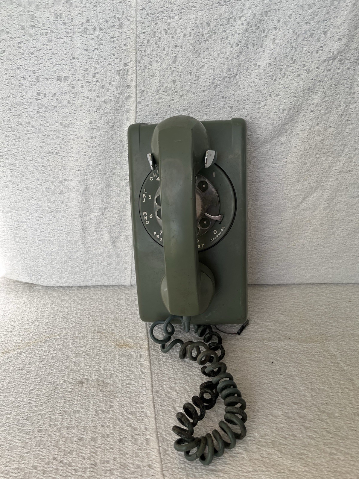 ITT Vintage 1970's Wall Mount Rotary Dial Phone Avocado Green 
