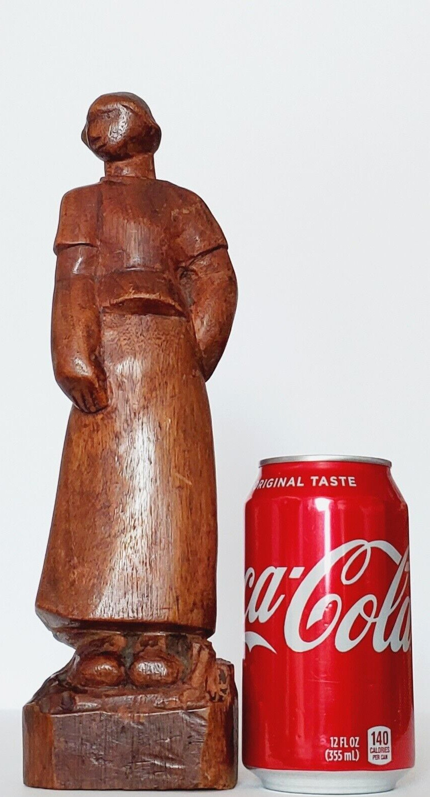 ANTIQ FOLK ART PRIMITIVE HAND CARVED WOODEN WOMAN FIGURINE STATUE SIGNED