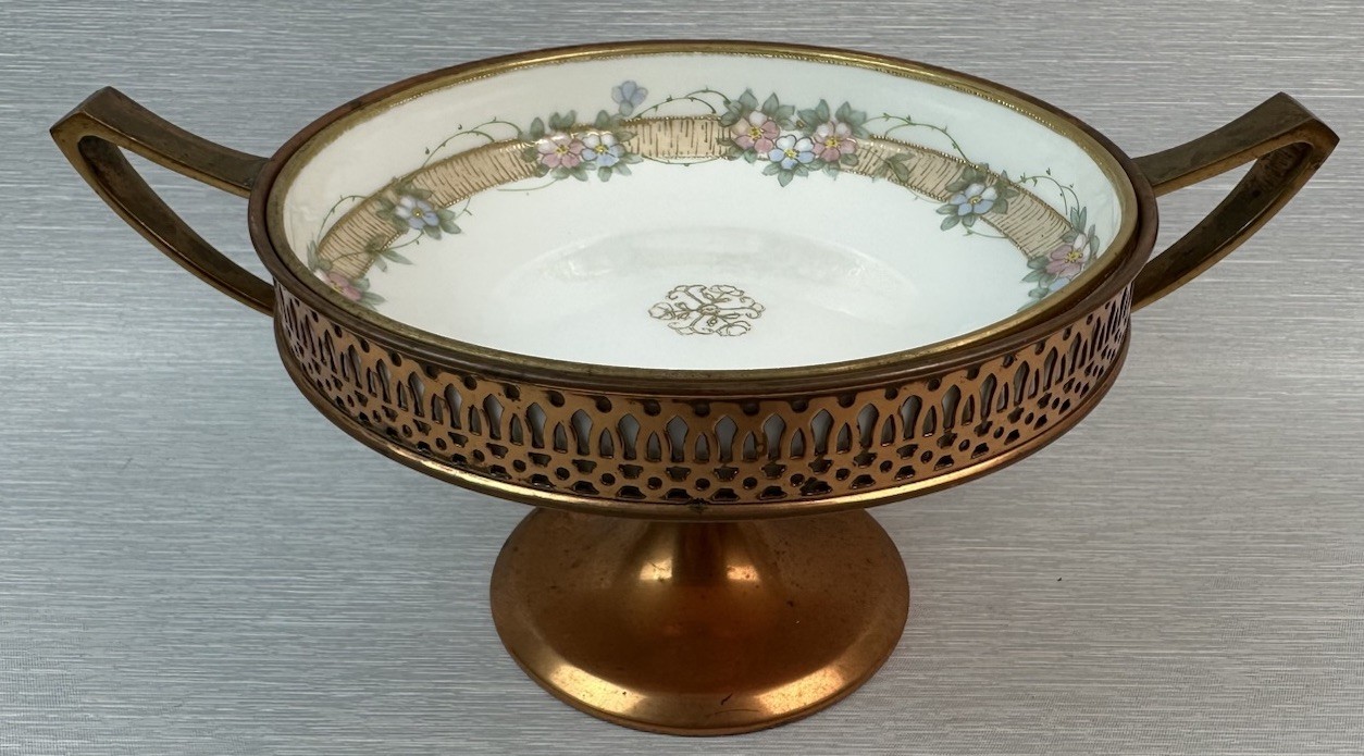 VTG MANNING BOWMAN FANCY FILAGREE PEDESTAL COPPER BOWL
