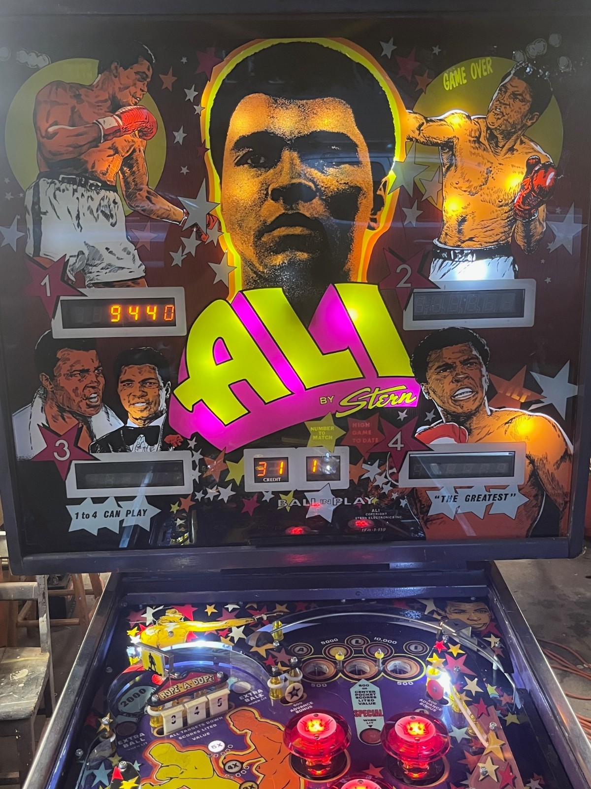 Stern ALI Pinball Machine –Excellent Condition Stern ALI Pinball Machine –Excellent Condition