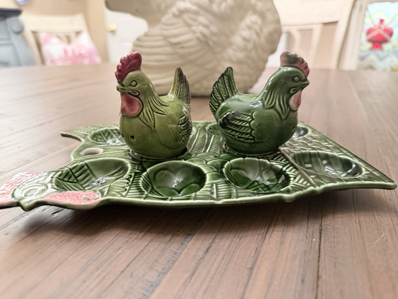 Vintage Arrow Japan Chicken Deviled Egg Plate Salt Pepper Shakers Green 3 Pc