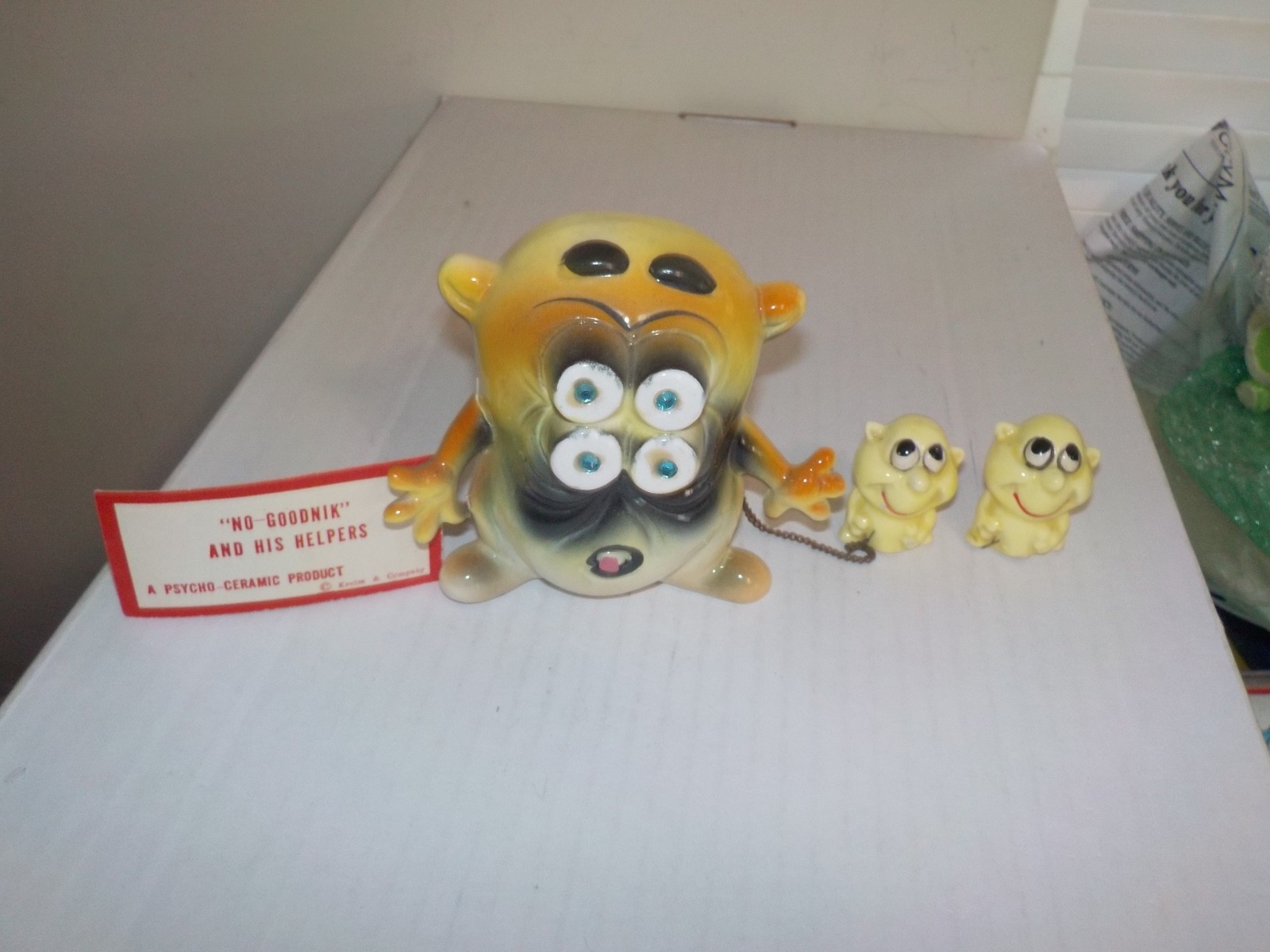 Vintage 1960's Kreiss Psycho Ceramics 4 Eyed No Goonik Figure w/ Helpers & Tag