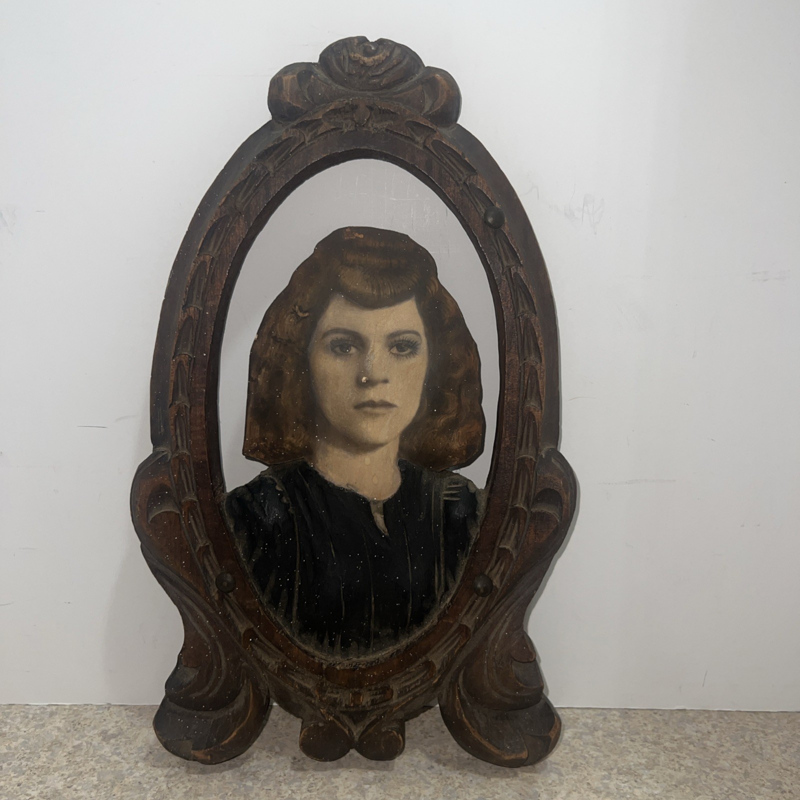 Antique Mexican PHOTO FOTOESCULTURA WOOD CARVING HAND PAINTED FOLK ART 1930’s