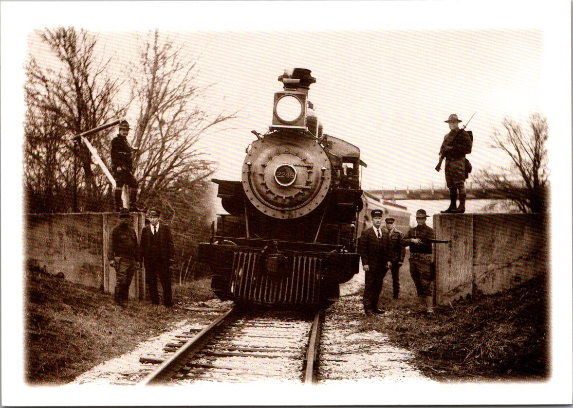 INFANTRY RECRUITS and TRAIN Camp Bowie Training Center FORT WORTH 4x6 Postcard