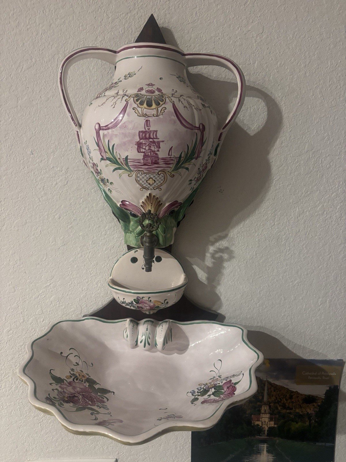 LAVABO FRENCH 19th CENTURY HAND PAINTED FAIENCE WALL FOUNTAIN
