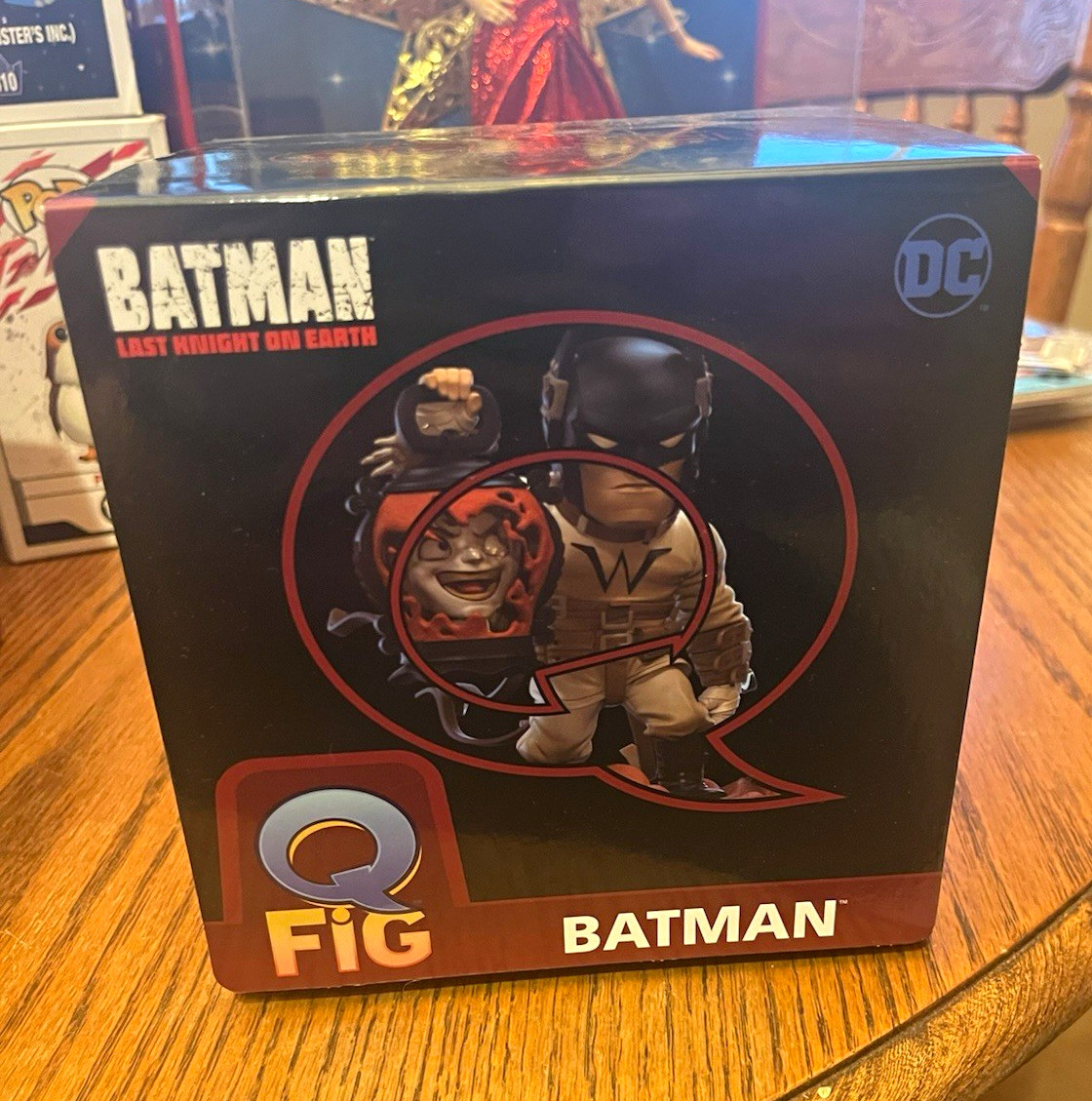 Quantum Mechanix Q-Fig Batman DC Comics Last Knight on Earth 75th Figurine