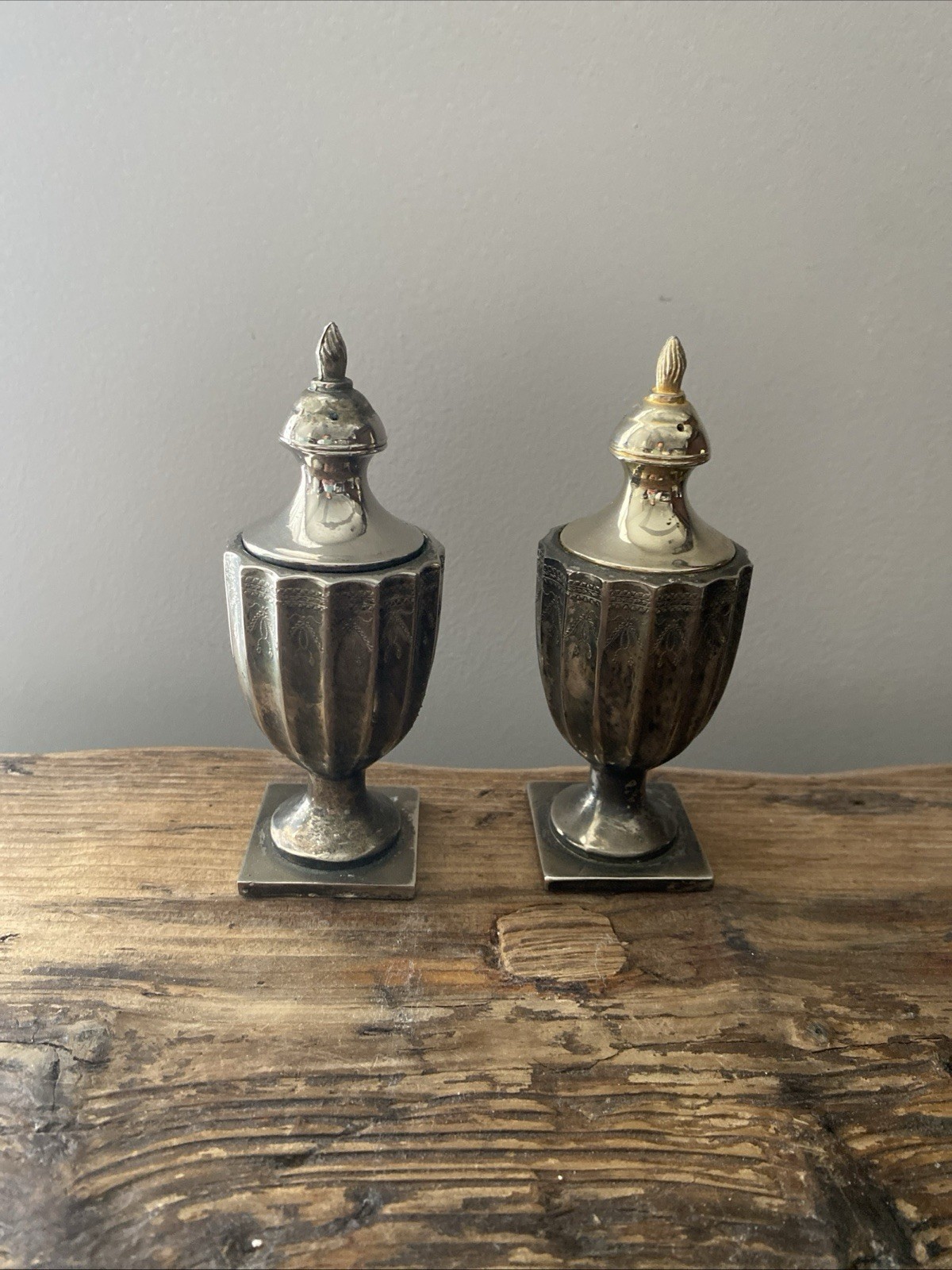 Vintage Godinger Art Co Silver Plated Salt & Pepper Shaker Set