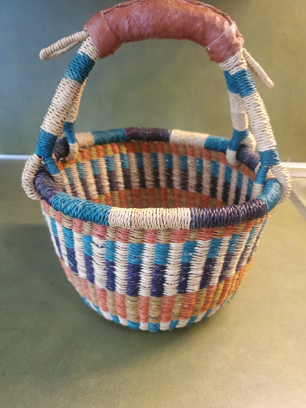 Handwoven Vintage Bolga Basket From Ghana Leather Wrapped Handle 9x11 Multicolor