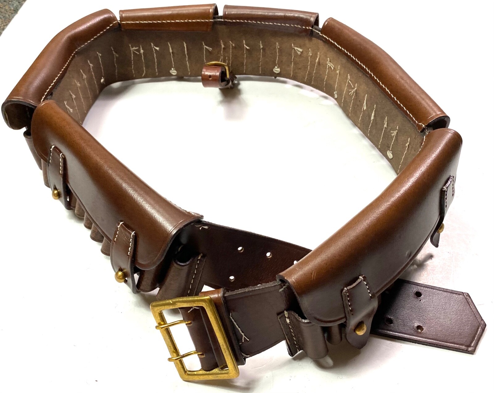PRE-WWI BRITISH P1882 MARTINI-HENRY RIFLE AMMO BANDOLIER-RUSETTE