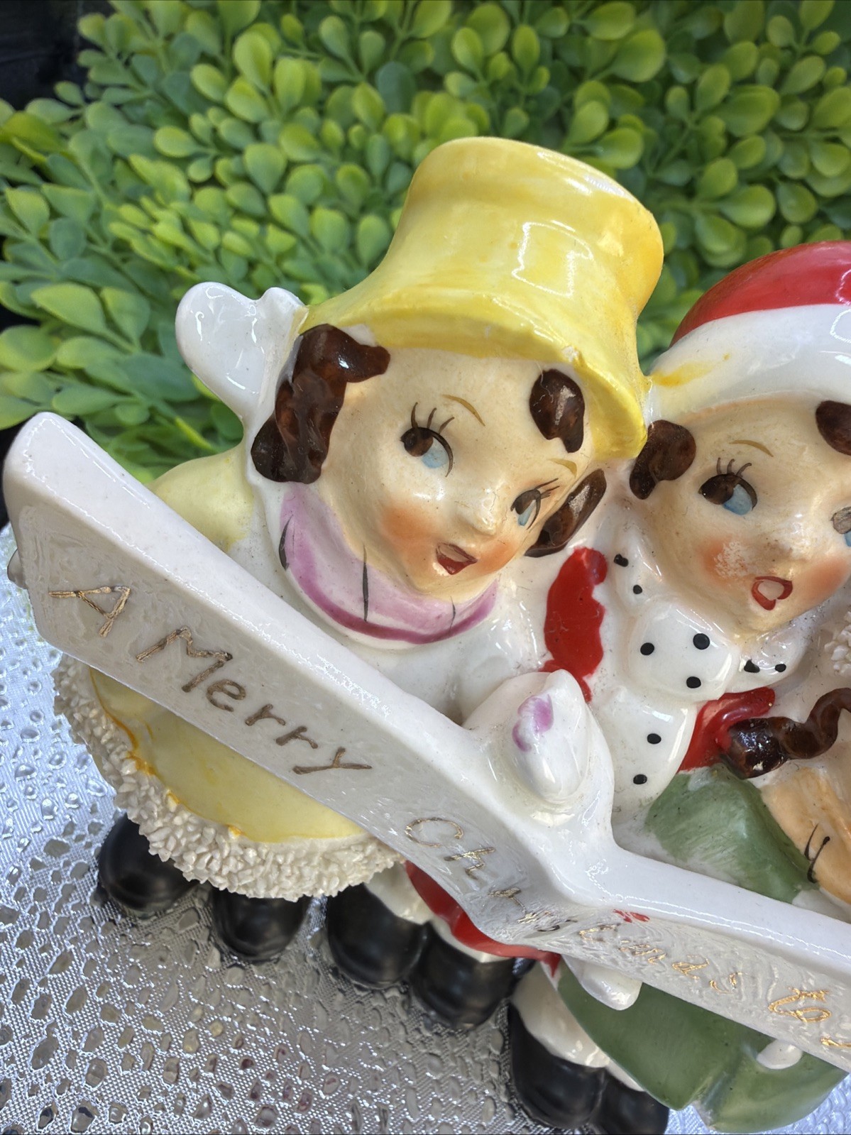 Vintage Thames Caroling Trio Merry Christmas To All Figurine RARE