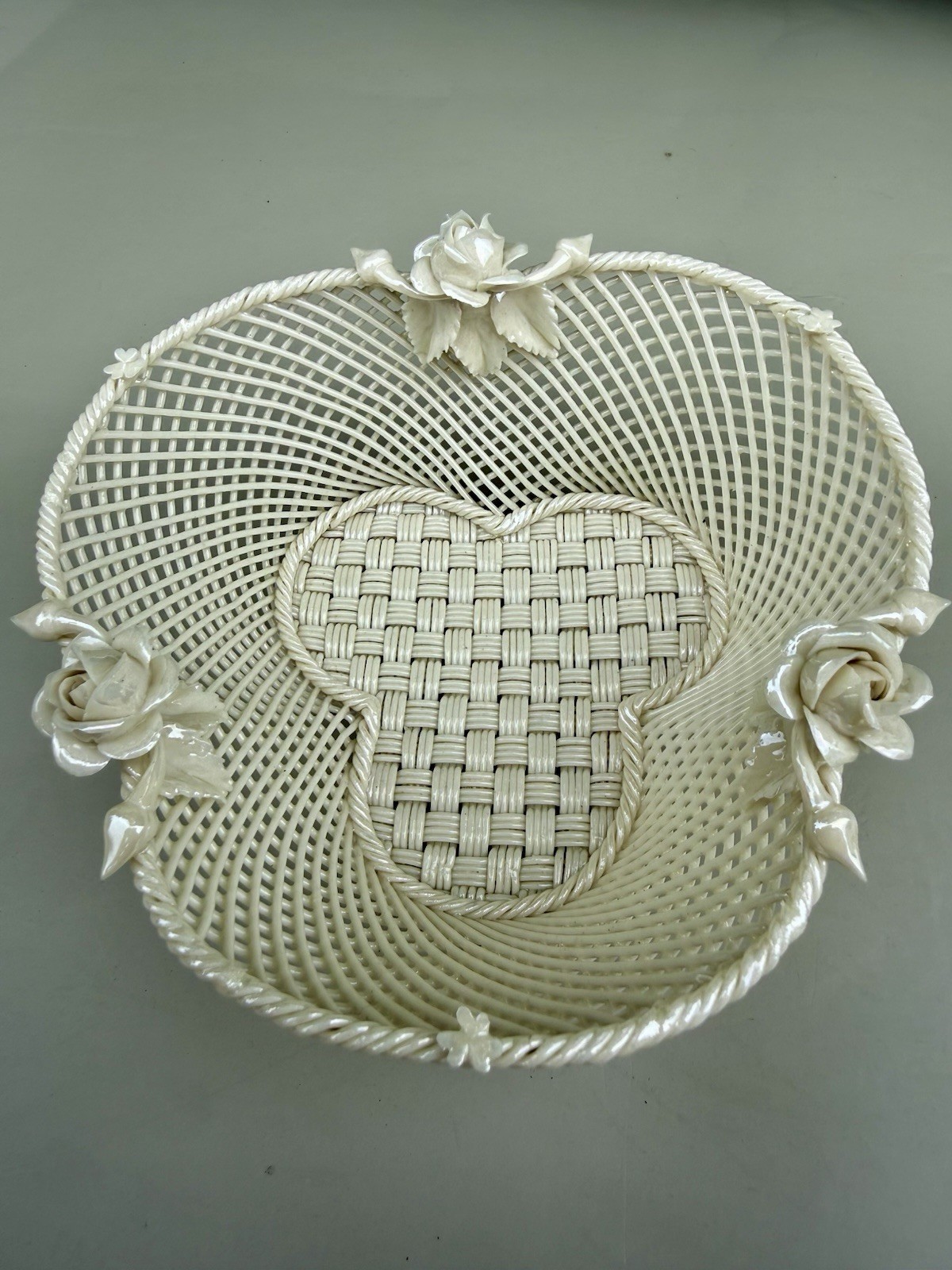 Vintage Belleek Irish Heart-Shaped Wicker Woven Basket w/Rose Accents Vintage Belleek Irish Heart-Shaped Wicker Woven Basket w/Rose Accents