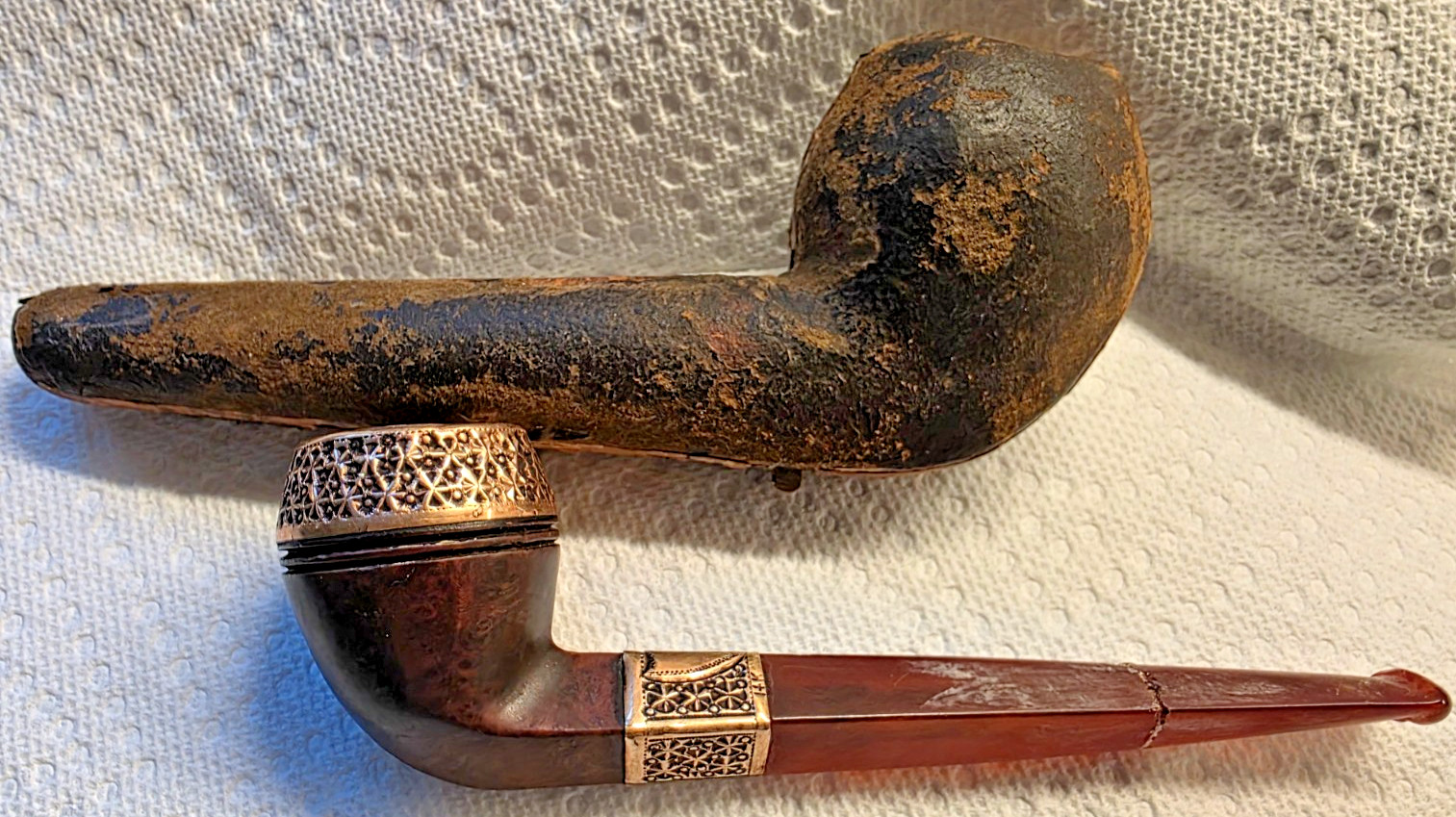 Antique French Briar ? Pipe 14K Gold Mounts Amber Stem Original Case - AS IS