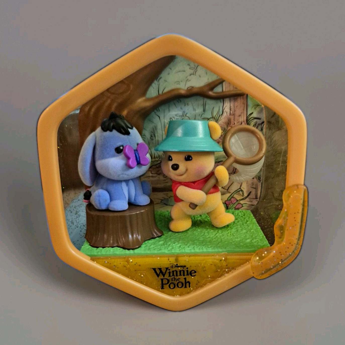 Disney Winnie the Pooh Honeycomb Homes - Pooh And Eeyore Catching Butterflies Disney Winnie the Pooh Honeycomb Homes - Pooh And Eeyore Catching Butterflies