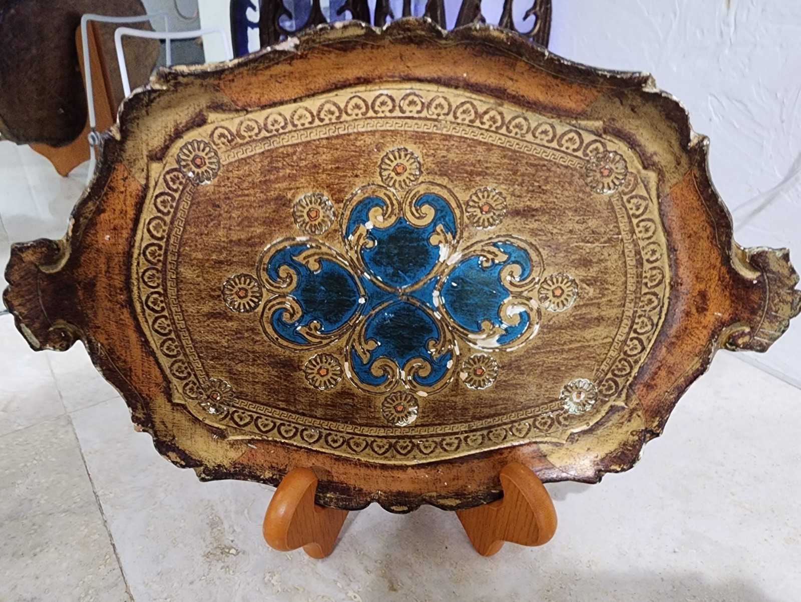 Vintage Italian Florentine Wood Serving Tray Gold Gilt Painted Blue Oval 13.5 In