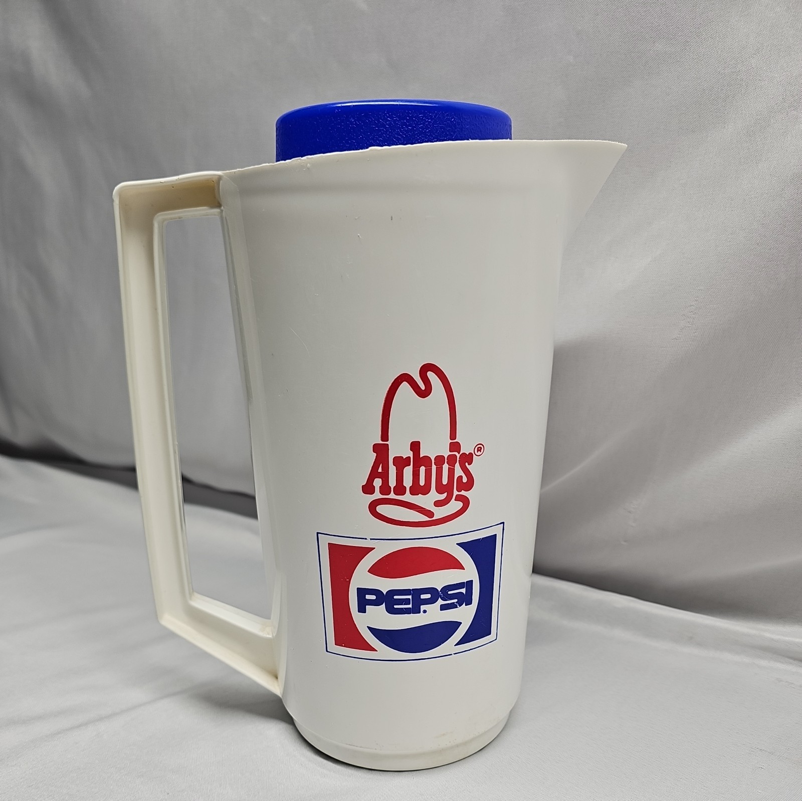 Vintage Chicago Cubs Arbys Pepsi 2.5 Quart Water/Soda Pitcher No. 305