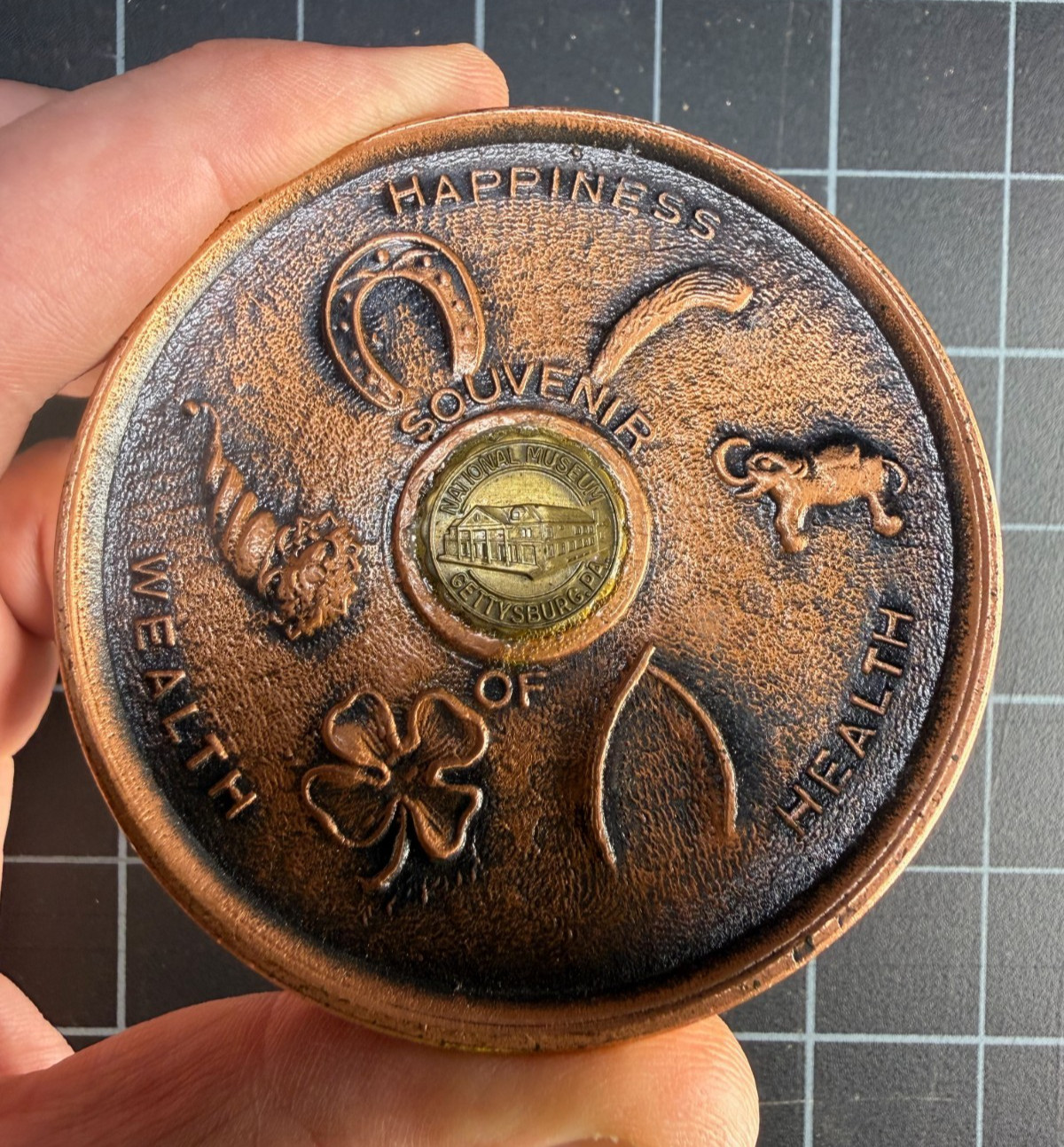 Vintage 1930s-50s Abraham Lincoln Gettysburg PA Museum Copper Paperweight Coin