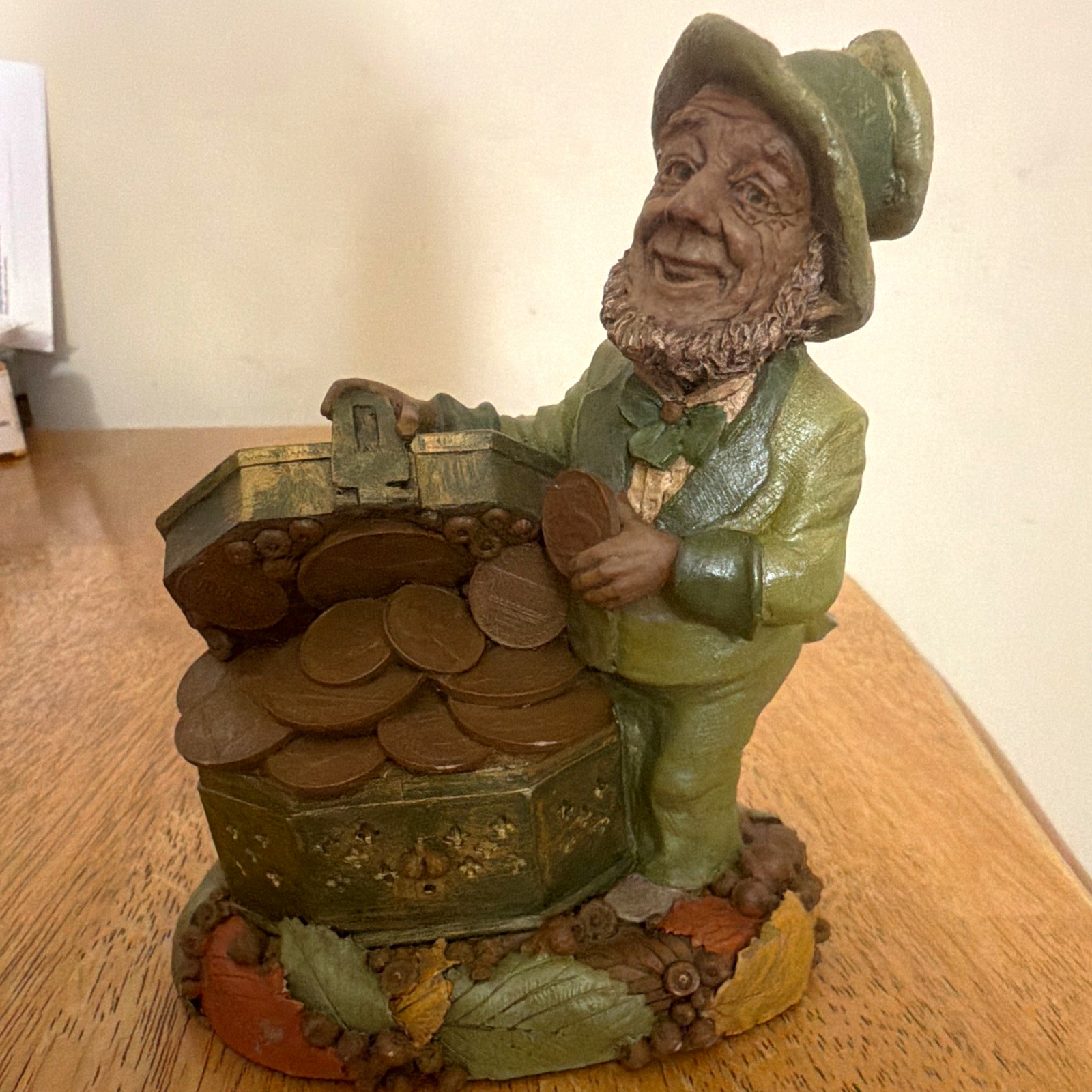 Tom Clark Cairn Monaghan Gnome Figurine 1998 Signed Painted Resin