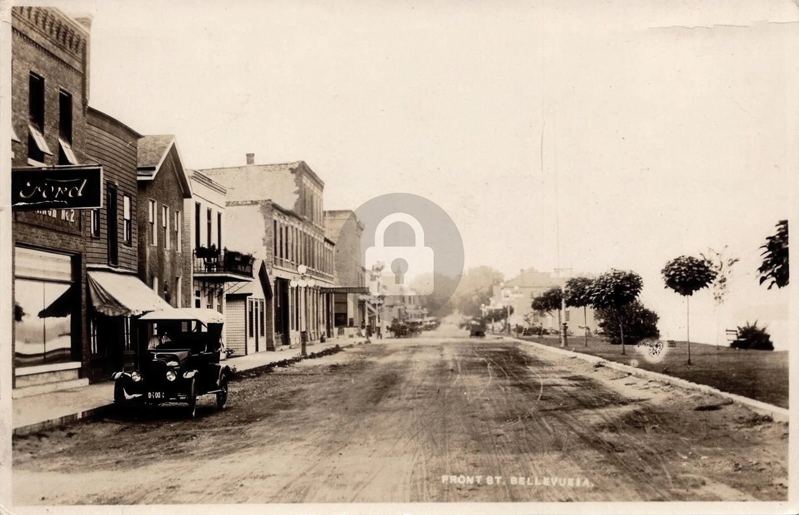 Bellevue IA Iowa Front Street 1923 RPPC Photo Postcard COPY
