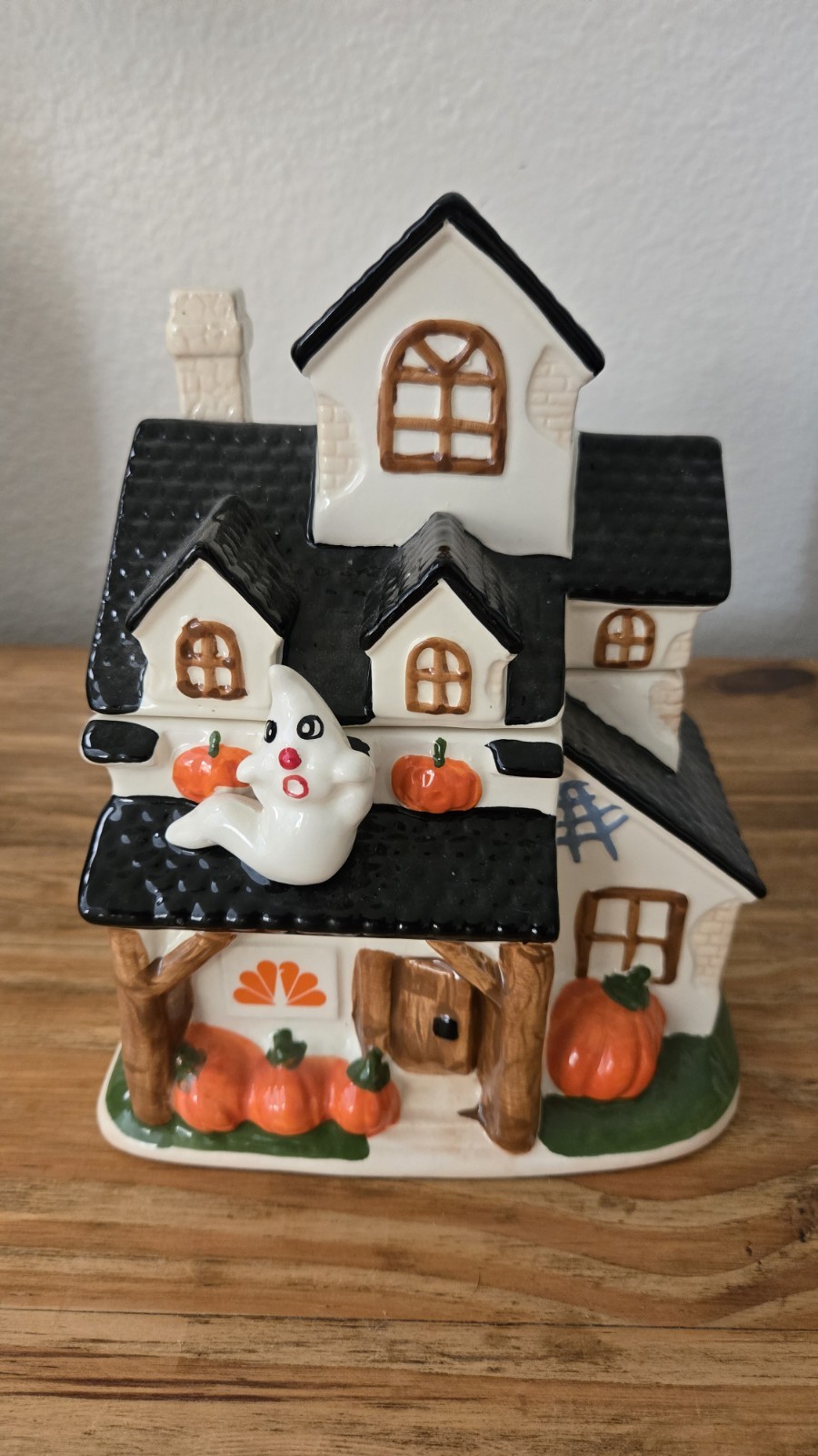 Rare NBC UNIVERSAL PEACOCK BRANDED Halloween Haunted House cookie jar
