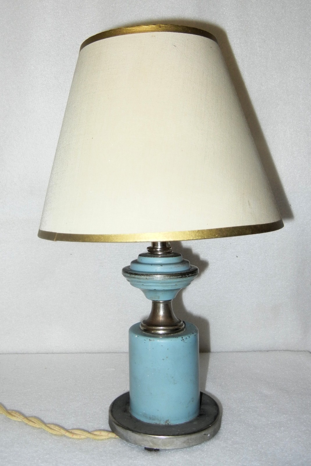 Vintage MCM 1940\'s Blue Metal Lamp, 12 1/2\