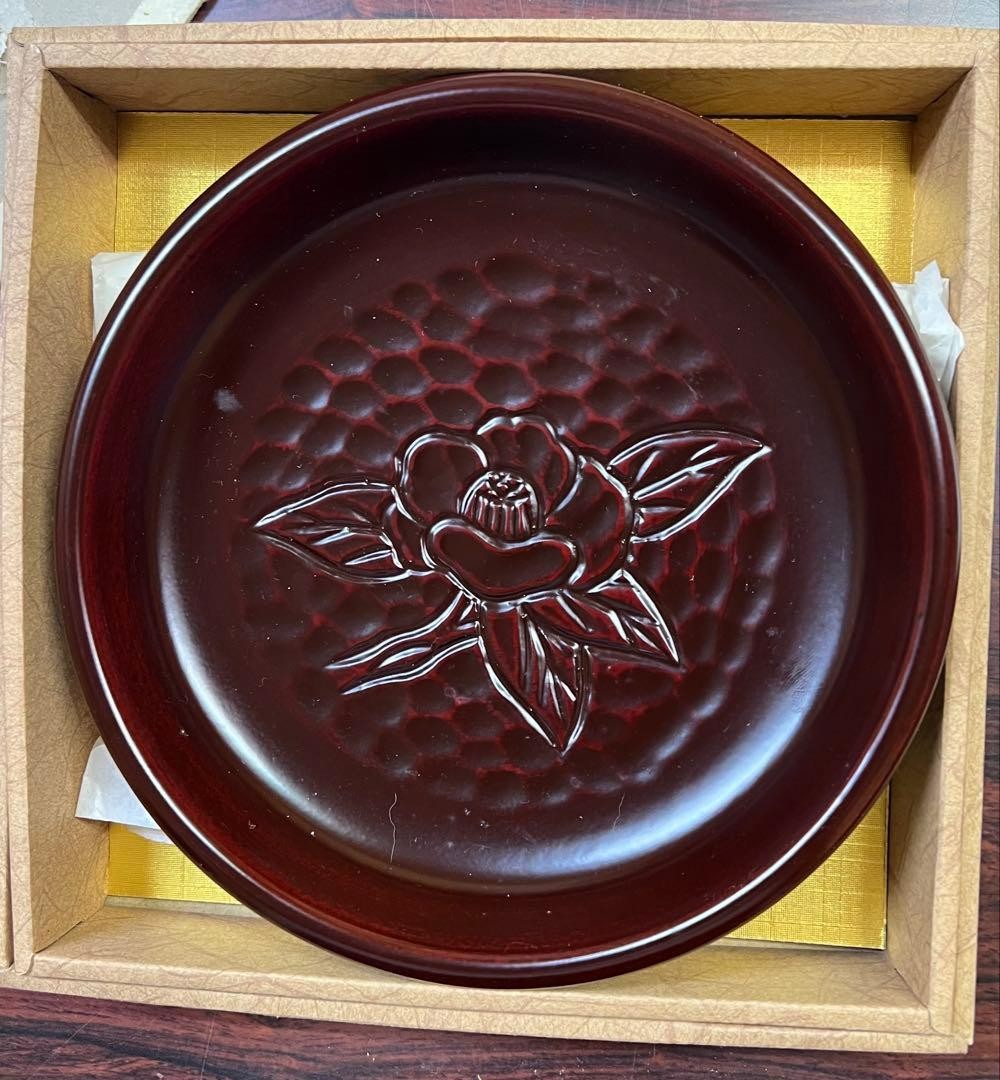 Kamakura-bori Lacquerware Confectionery Bowl Camellia Pattern 21 cm Unopened wit