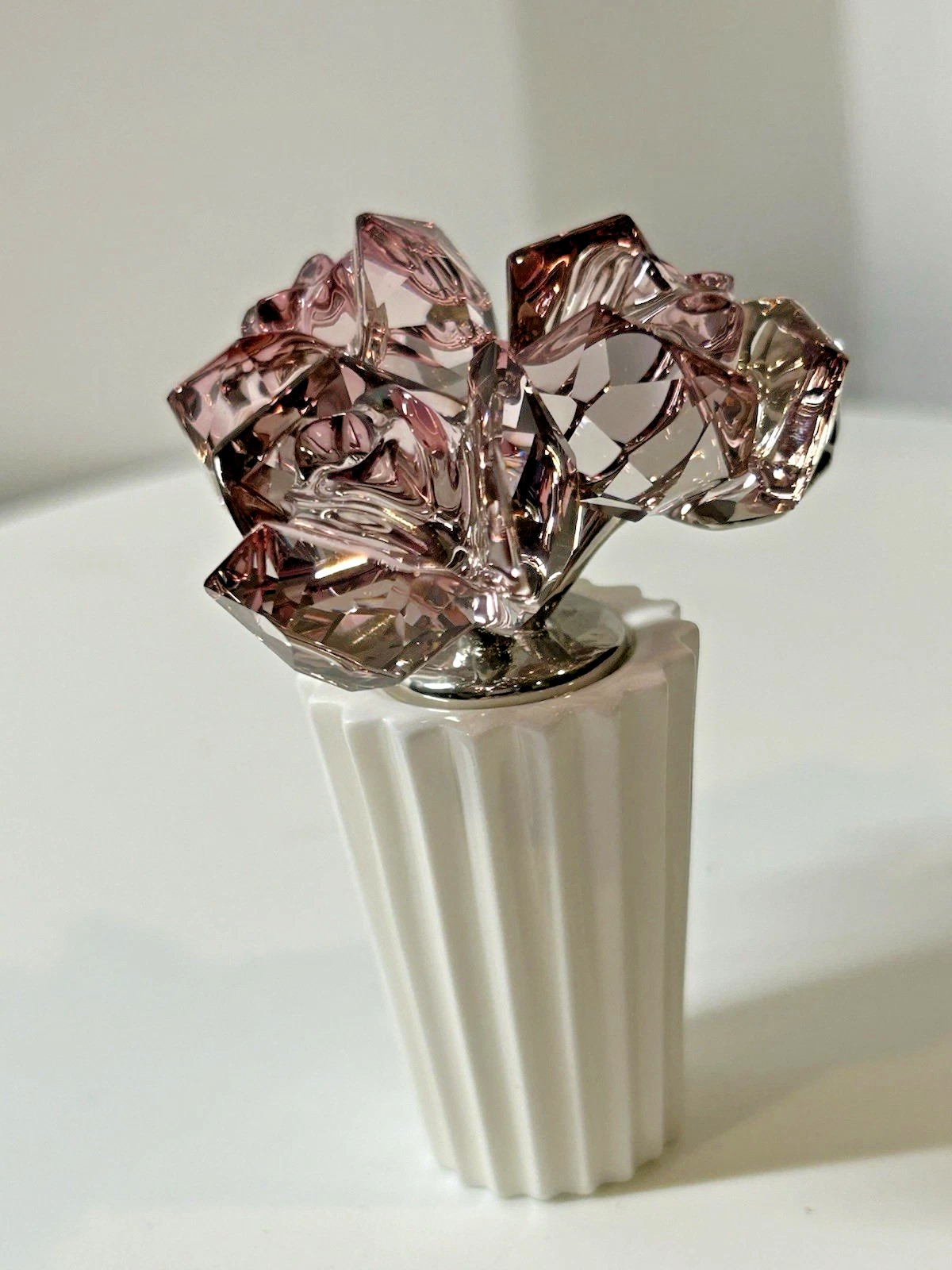 RETIRED Swarovski Crystal Bouquet of Roses Figurine PLUS FREE Crystal Quartz RETIRED Swarovski Crystal Bouquet of Roses Figurine PLUS FREE Crystal Quartz