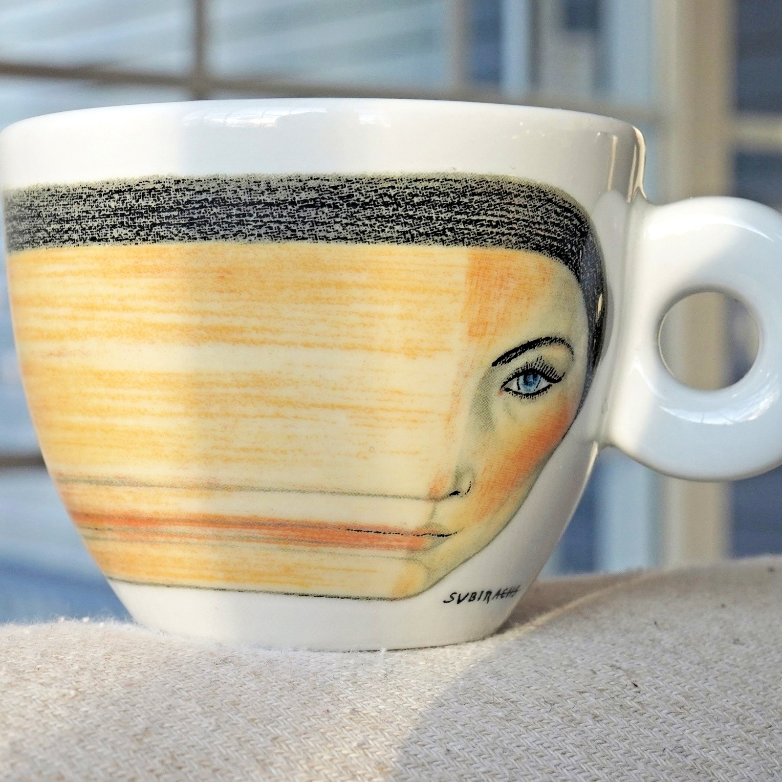 Illy Art Collection 1998  Laietana.   Special Edition