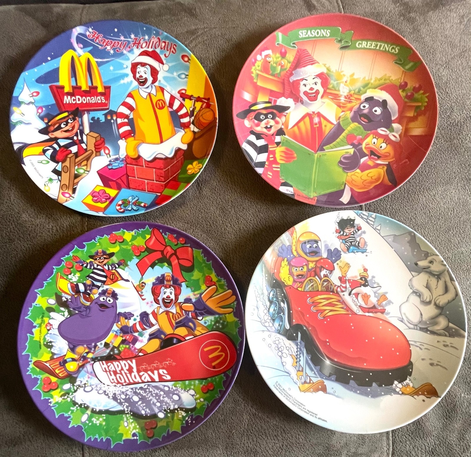 Set of 4 Vintage 1995-2005 McDonald\'s Happy Holidays Collector Plates