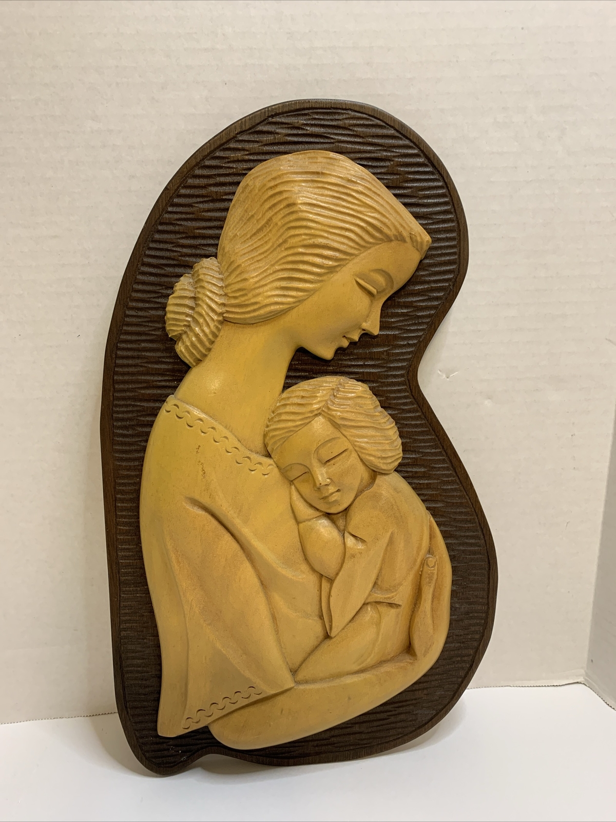 Vintage Mother and Child Wood Plaque Wall Decor Pre-owned