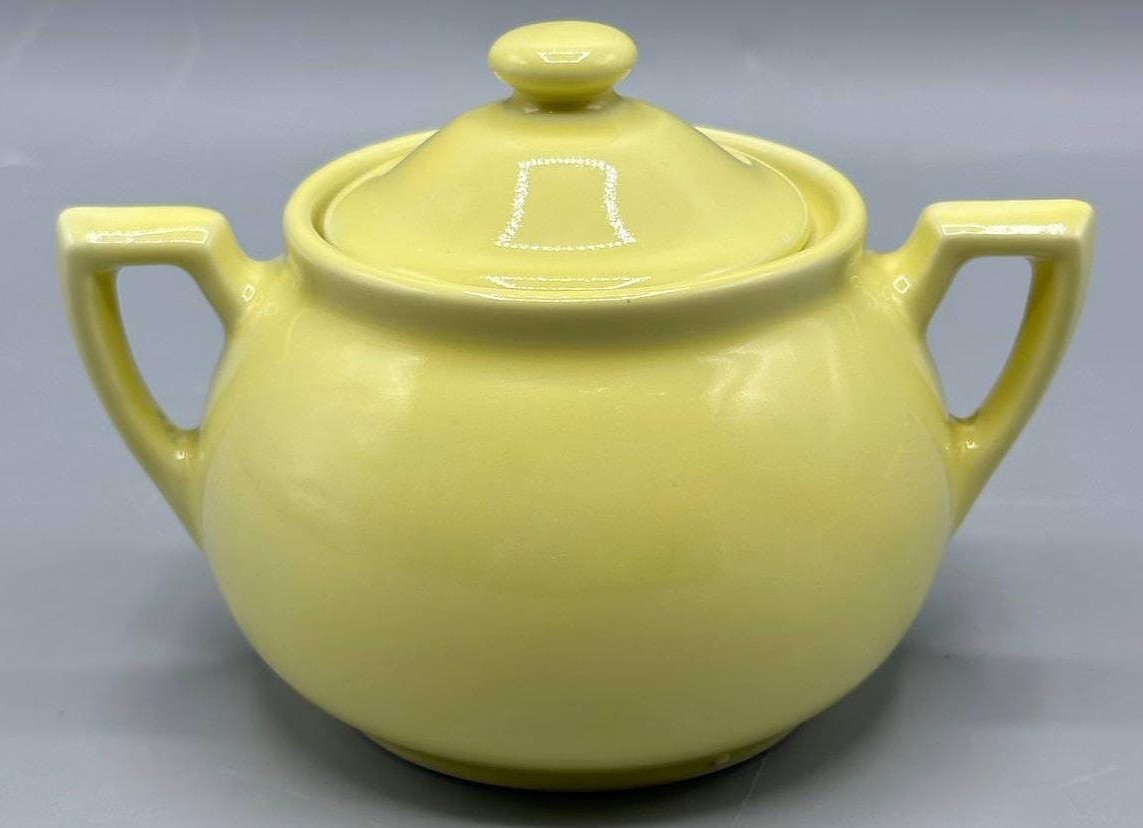Vintage Lipton's Tea Yellow Ceramic Sugar Bowl Lid Hall China USA Art Deco
