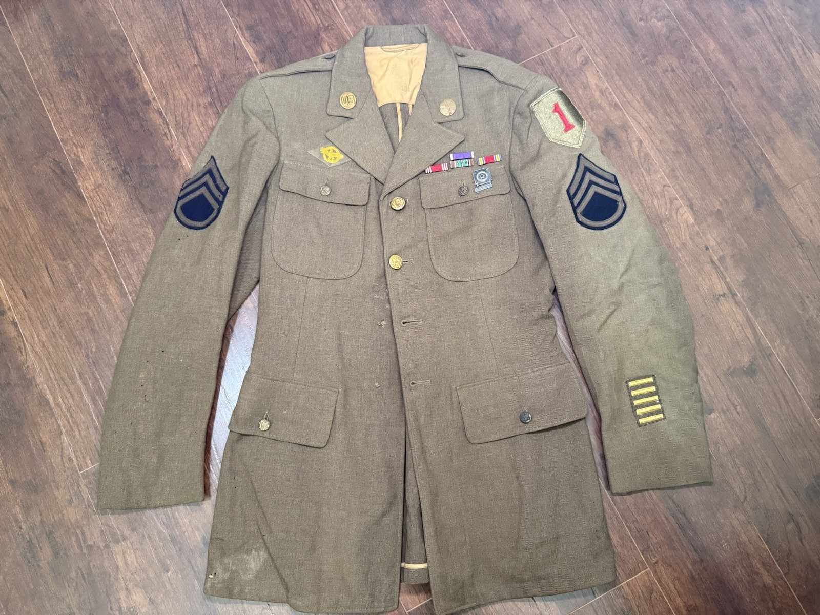 WWII US 1st Infantry Division “Big Red One” Staff Sergeants Uniform