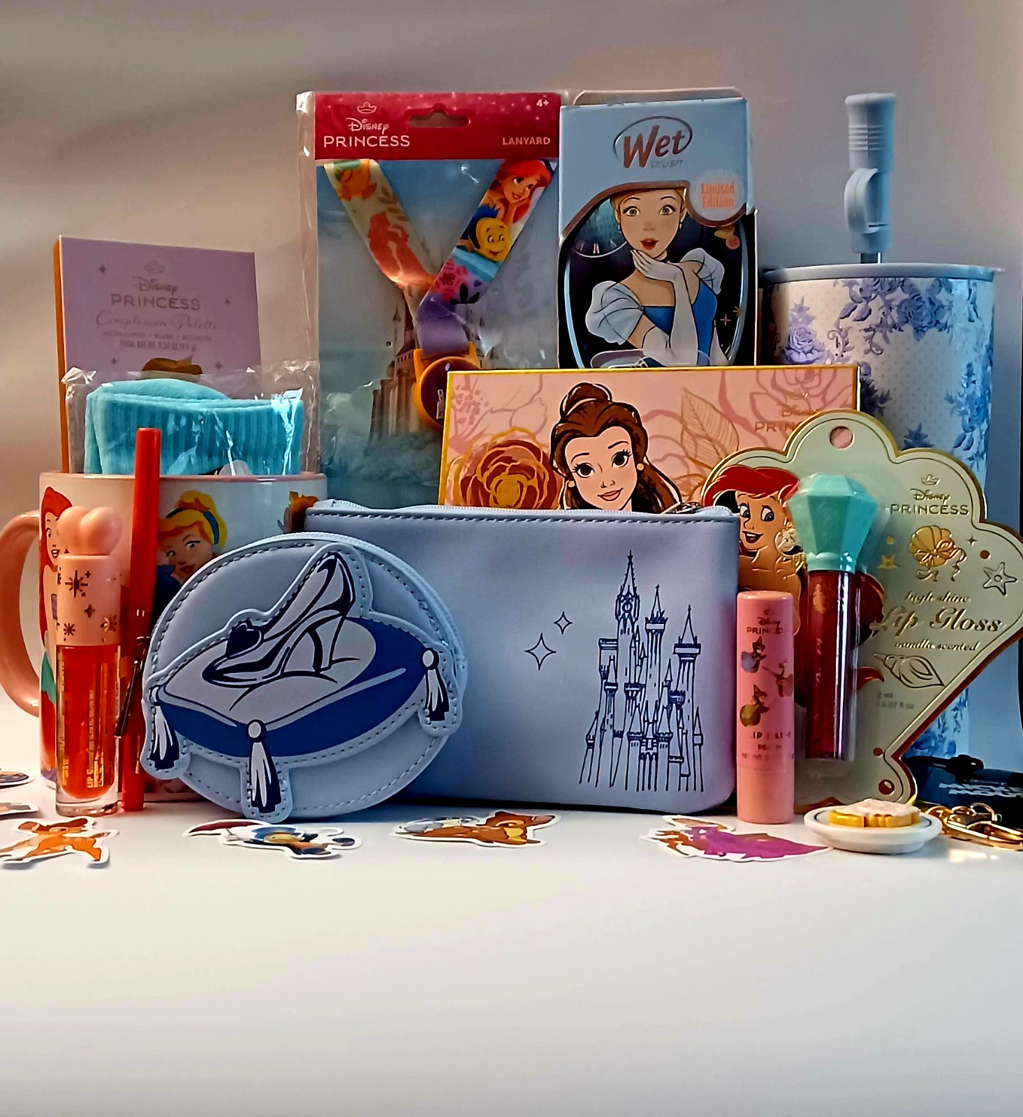 Disney Princess Gift Set Lot W/Tumbler: Mug, Lanyard, Makeup, Pouch + more Disney Princess Gift Set Lot W/Tumbler: Mug, Lanyard, Makeup, Pouch + more