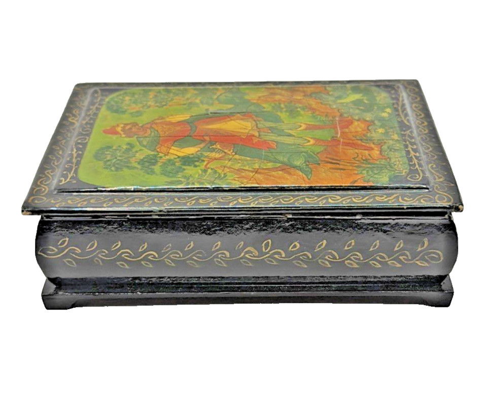 VTG Traditional Russian lacquer box 