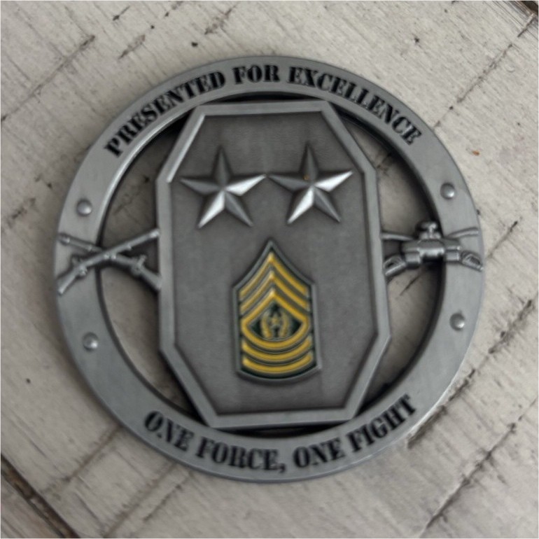 Maneuver Center of Excellence Fort Benning Georgia major general buzzard Coin Maneuver Center of Excellence Fort Benning Georgia major general buzzard Coin