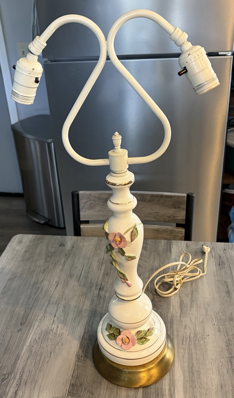 Vintage Capodimonte Style Porcelain Double Branch Table Lamp - 3D Pink Roses 23\