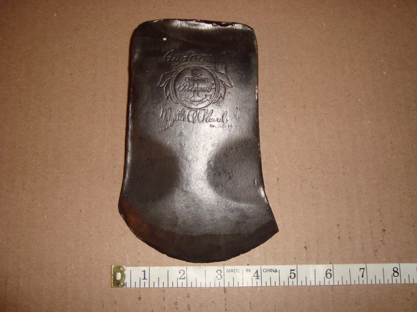 VINTAGE EMBOSSED FAYETTE R. PLUMB ANCHOR BRAND AU-TO-GRAF SINGLE BIT AXE HEAD