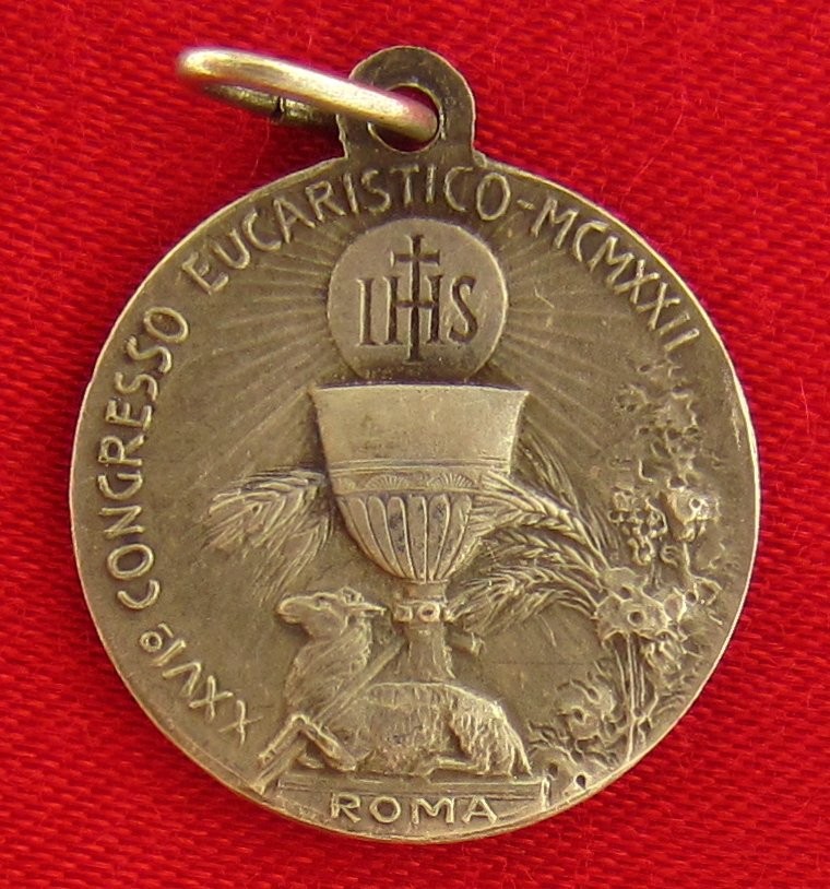 Antique POPE PIUS XI Medal 26th EUCHARISTIC CONGRESS HOST LAMB Catholic 1922