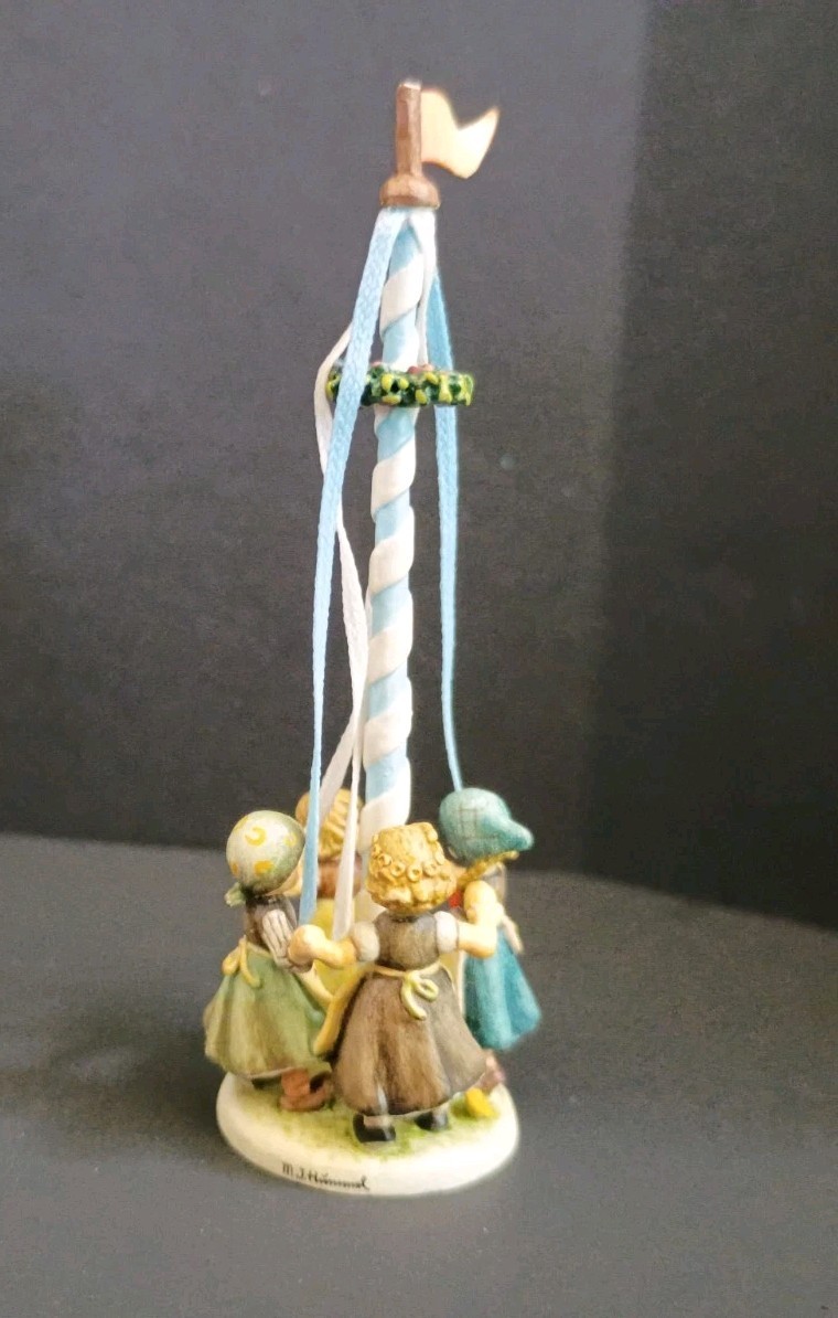 Olszewski Goebel Hummel Miniature Figurine Ring Around the Rosie May Pole #286-P