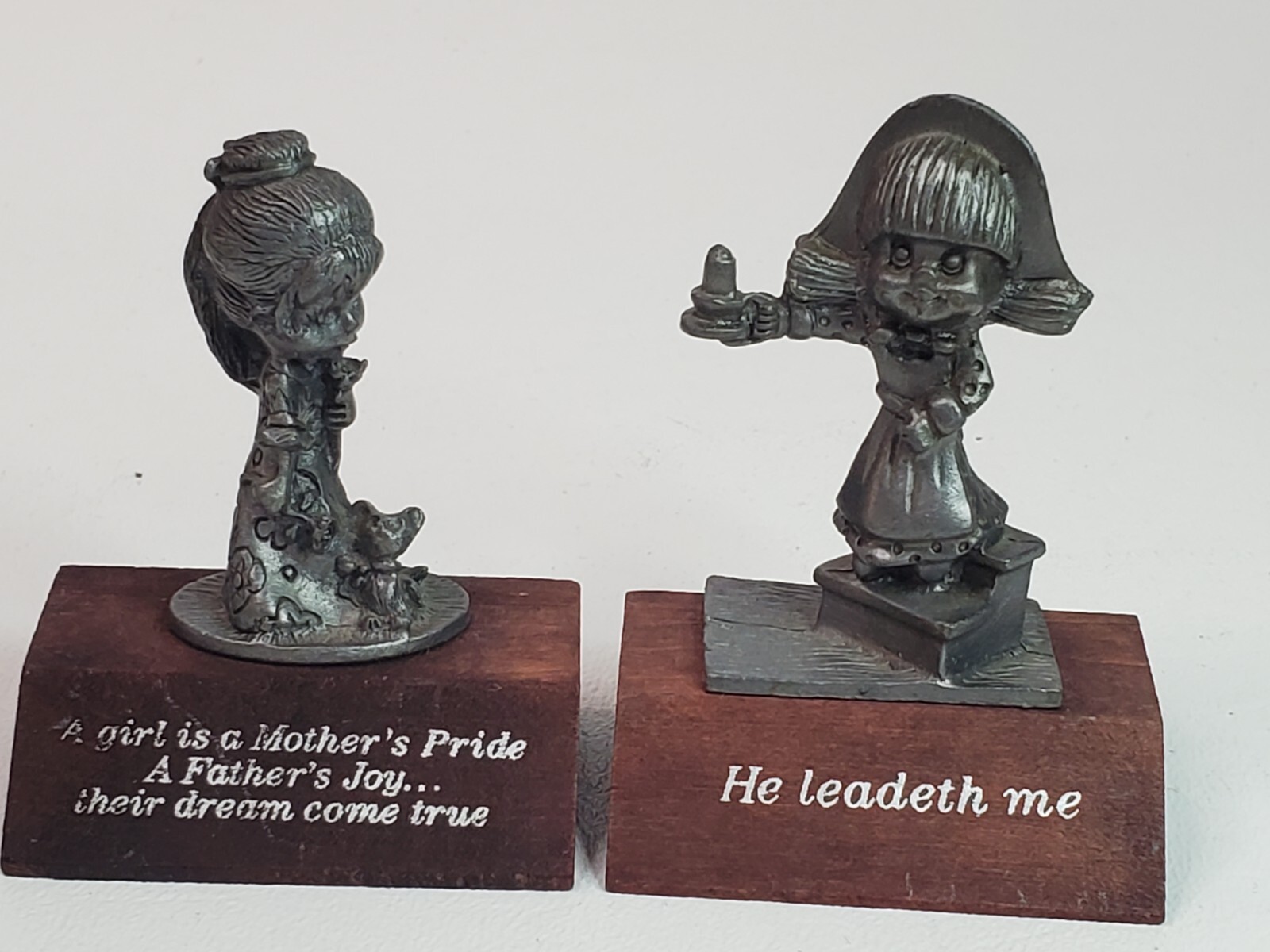 Paula's Collectibles Pewter on Wood Paula Set of 2 Figurines 1982 with Sticker