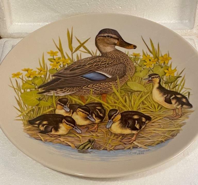 Halbert\'s Inc 1976 Mothers Day Plate Mallard Family by Guy Tudor w/ Box