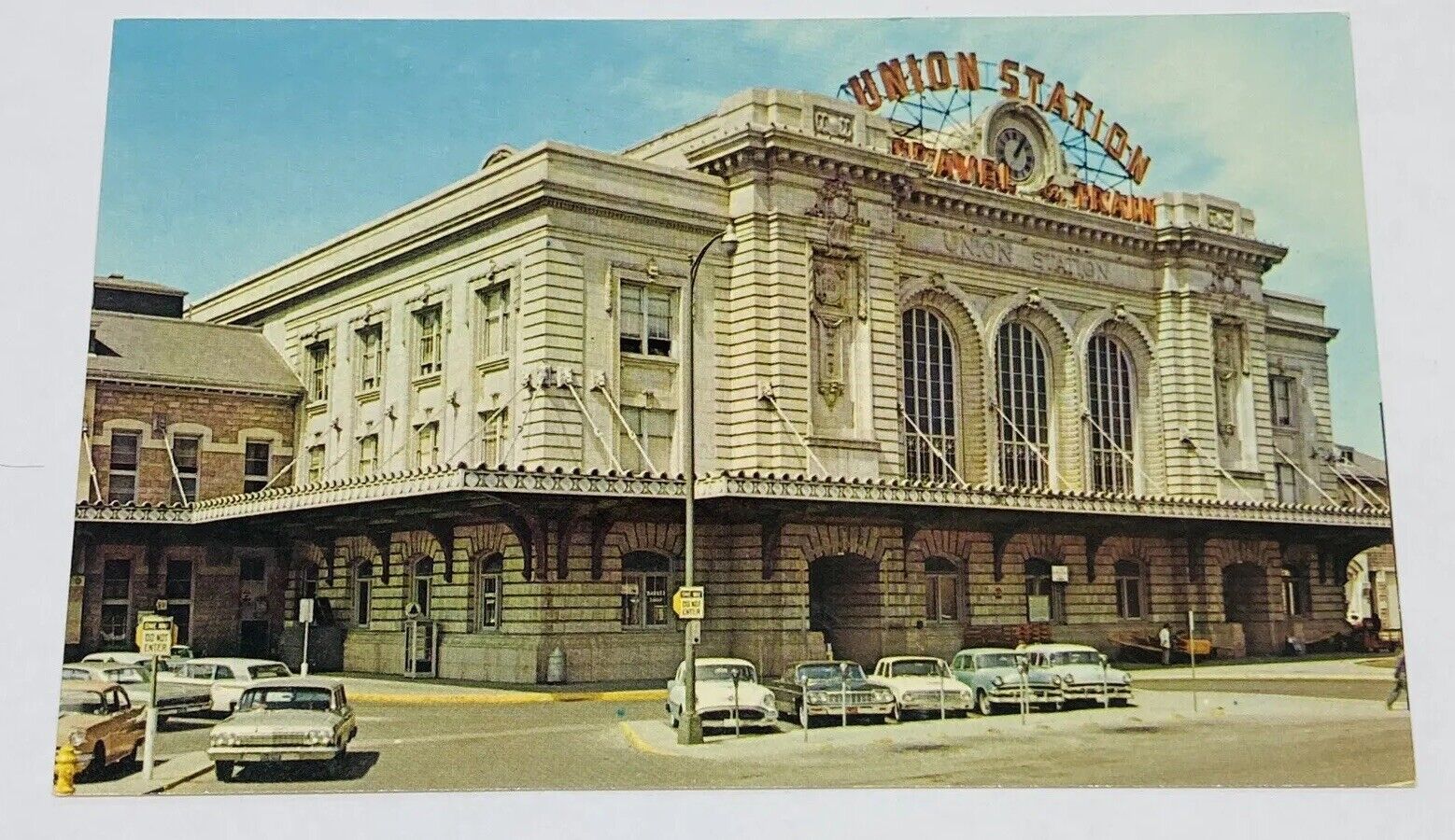 Vintage Postcard Union Station Denver Colorado Railway Terminal 17th Street P2